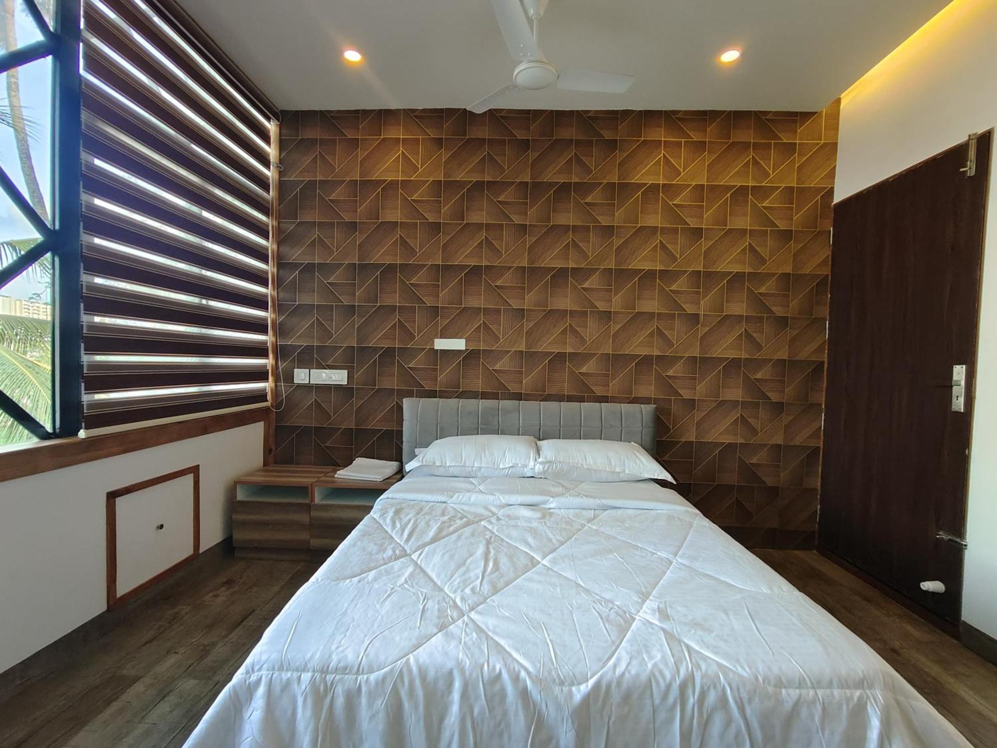 Hotel Marina Lounge à Kochi Extérieur photo